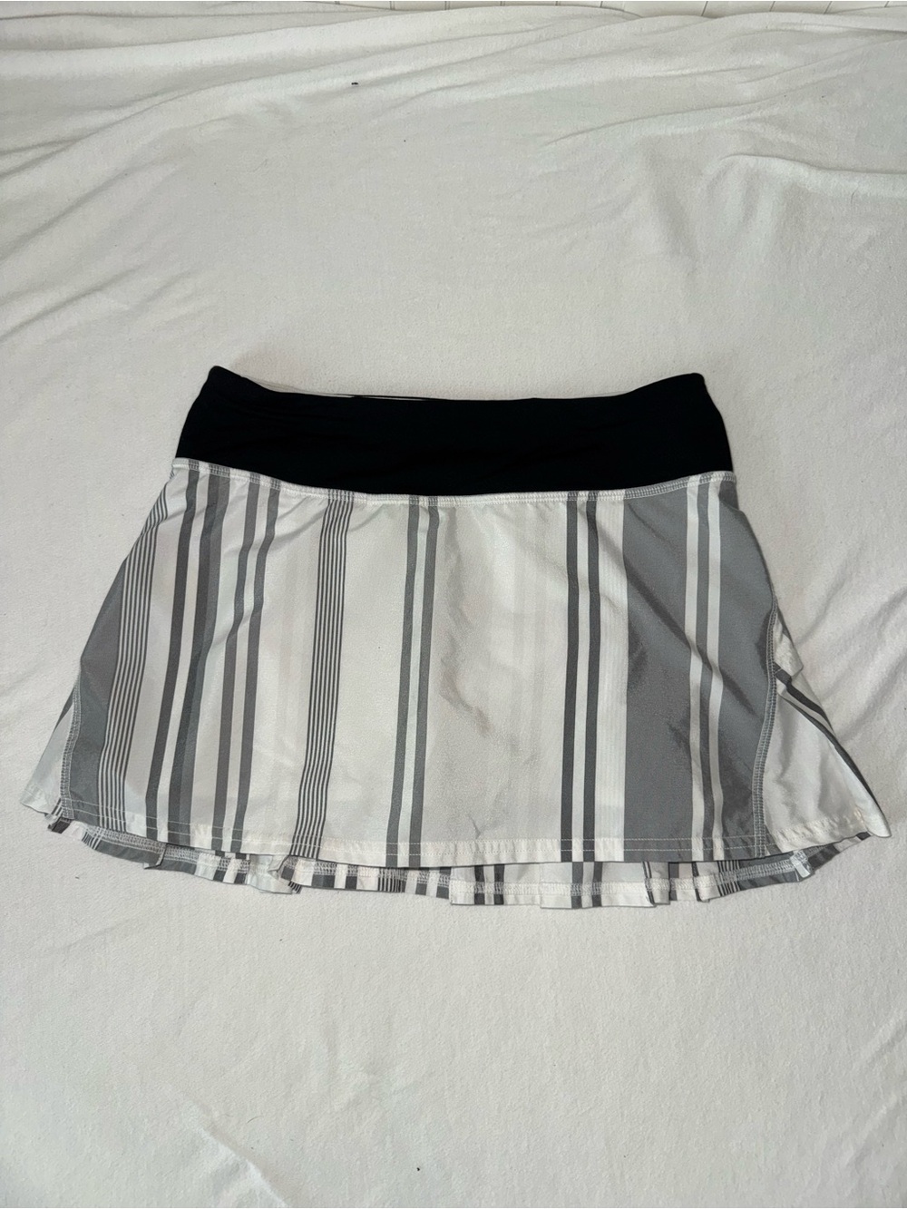 Lululemon Run: Pace Setter Skirt - Picture 2 of 7